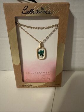 Bellissima Gold Pendant Necklace with Green Flower Charm